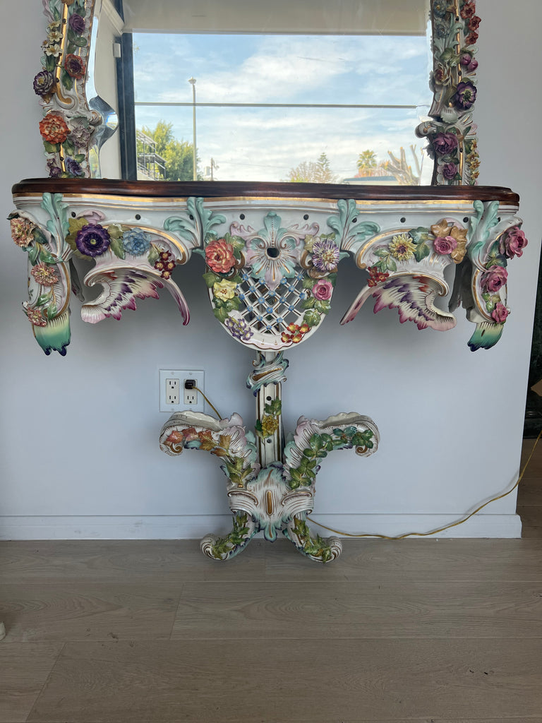 GERMAN PORCELAIN FLOWER-ENCRUSTED PORCELAIN MIRROR AND CONSOLE TABLE, EARLY 20TH CENTURY