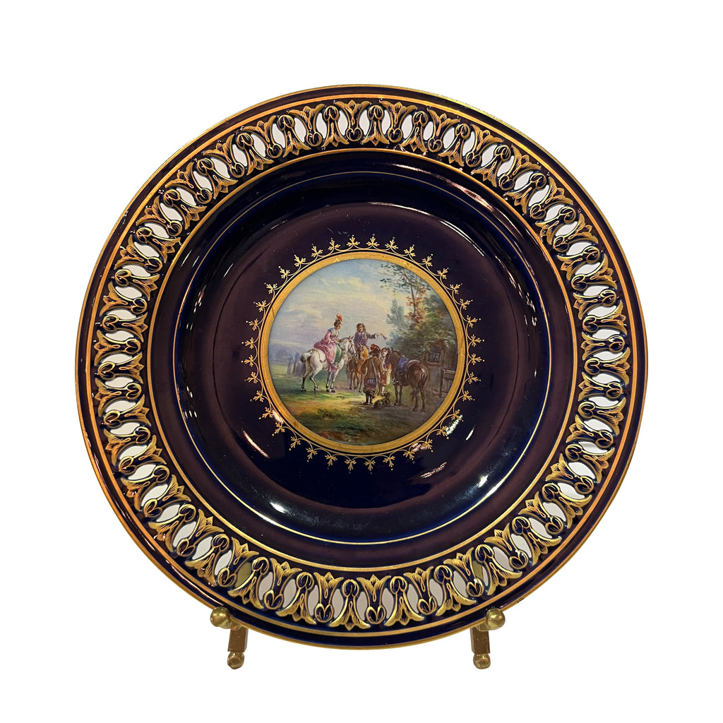 A MEISSEN PORCELAIN RETICULATED PLATE, 19TH CENTURY