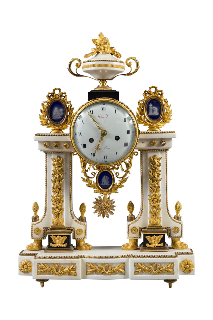 Louis XVI Ormolu-Mounted White Marble Mantel Clock by Thiéry, Paris